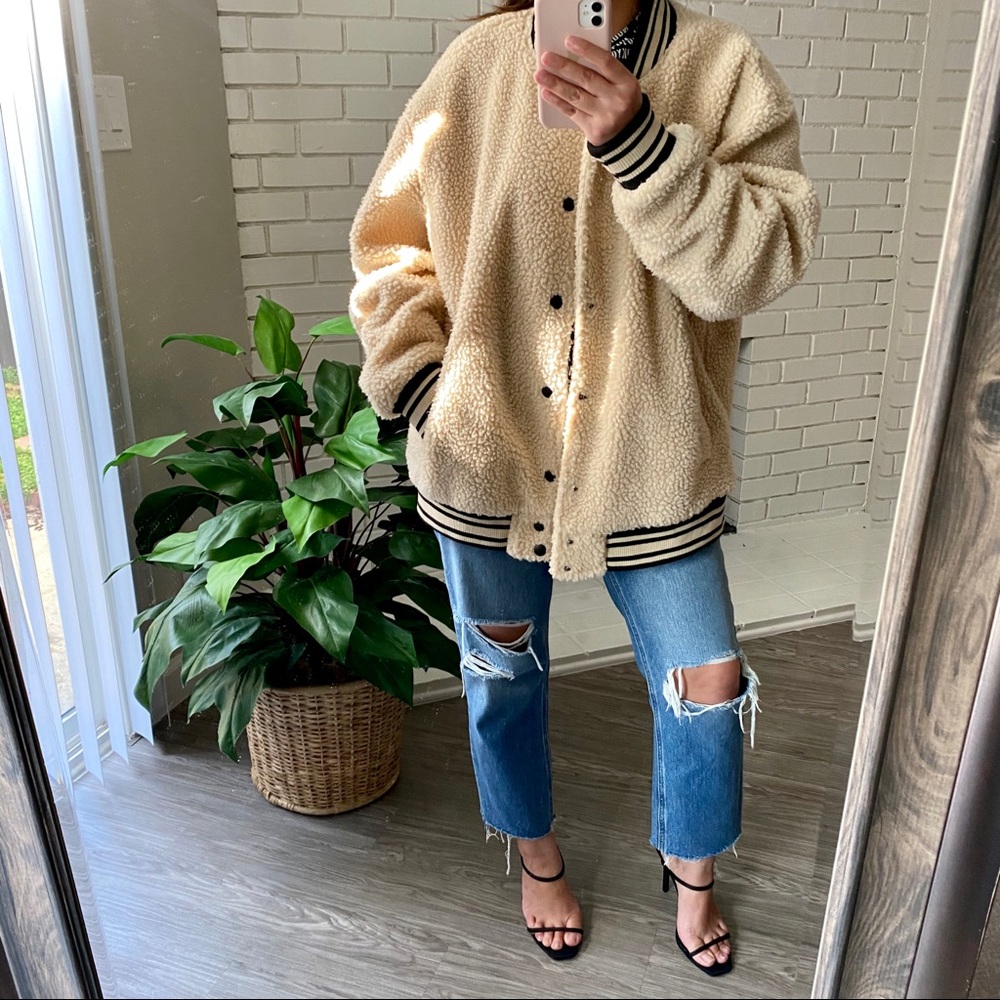 🎉SOLD🎉Cream Sherpa / Teddy Bomber Jacket